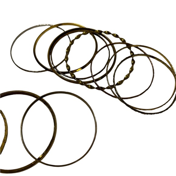 Fashion Metal Bangle Bracelets 15 Pieces Brass Gold Neutral Tone - Picture 3 of 8